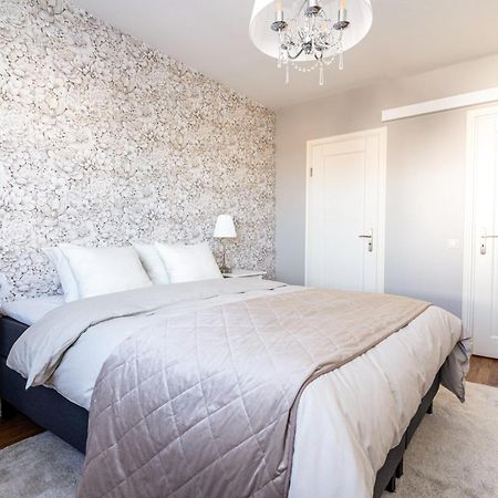 City Apartment Snowberry Rovaniemi Exterior foto